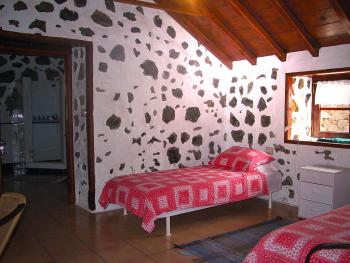 2. Schlafzimmer