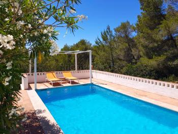 Finca in Alleinlage mit Pool 